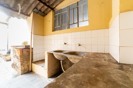 Casa à venda com 360m², 5 quartos e 5 vagas Casa à venda com 360m², 5 quartos e 5 vagasÁrea de Serviço 2