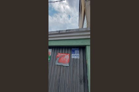 Casa à venda com 360m², 5 quartos e 5 vagas Casa à venda com 360m², 5 quartos e 5 vagasFachada