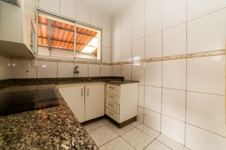 Casa à venda com 360m², 5 quartos e 5 vagas Casa à venda com 360m², 5 quartos e 5 vagasCozinha 1