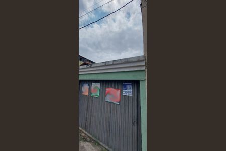 Casa à venda com 360m², 5 quartos e 5 vagas Casa à venda com 360m², 5 quartos e 5 vagasFachada