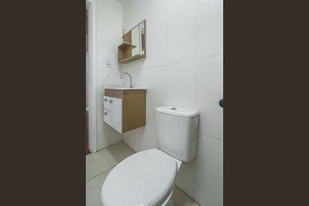 Banheiro Social de apartamento à venda com 1 quarto, 49m² em Jardim Dona Leopoldina, Porto Alegre