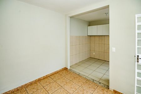 Sala de casa para alugar com 2 quartos, 89m² em Santa Monica, Belo Horizonte