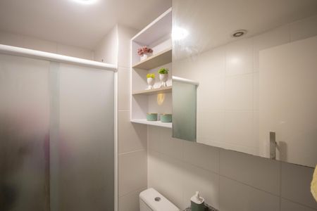 Apartamento à venda com 64m², 3 quartos e 1 vaga Apartamento à venda com 64m², 3 quartos e 1 vagaBanheiro