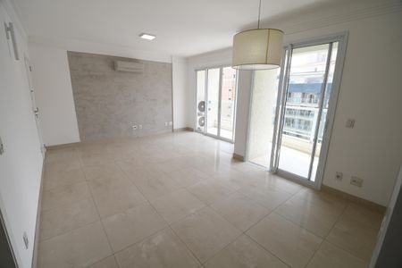 Sala de apartamento à venda com 3 quartos, 107m² em Cambuí, Campinas