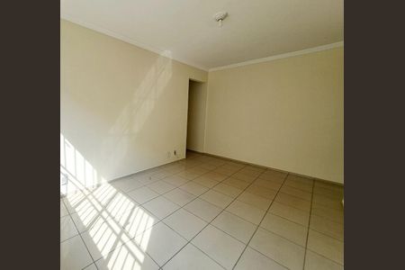 Sala de apartamento para alugar com 2 quartos, 65m² em Jaguaribe, Osasco