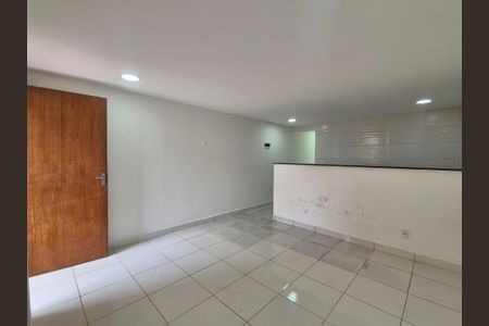 Casa de condomínio à venda com 50m², 1 quarto e 1 vaga Casa de condomínio à venda com 50m², 1 quarto e 1 vagaSala