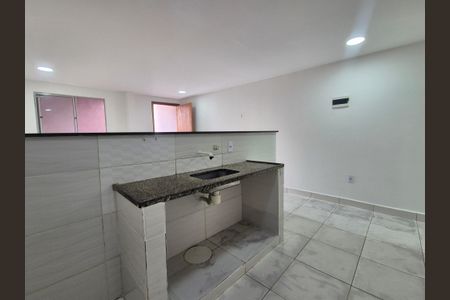 Casa de condomínio à venda com 50m², 1 quarto e 1 vaga Casa de condomínio à venda com 50m², 1 quarto e 1 vagaCozinha