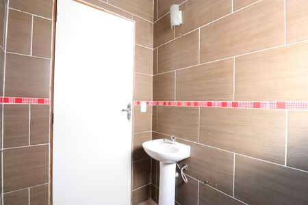 Banheiro de casa para alugar com 1 quarto, 60m² em Pompeia, São Paulo