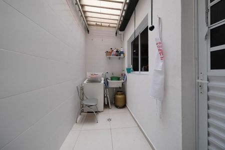 Casa à venda com 120m², 2 quartos e 2 vagasÁrea de Serviço