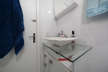 Casa à venda com 120m², 2 quartos e 2 vagasBanheiro 1