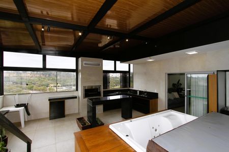 Apartamento à venda com 164m², 3 quartos e 2 vagasCobertura