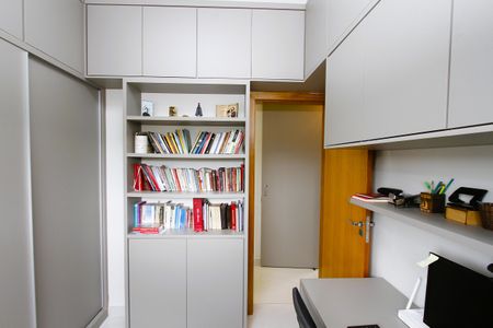 Apartamento à venda com 164m², 3 quartos e 2 vagasQuarto 1