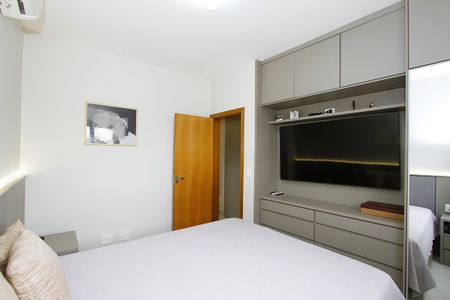 Apartamento à venda com 164m², 3 quartos e 2 vagasQuarto 2