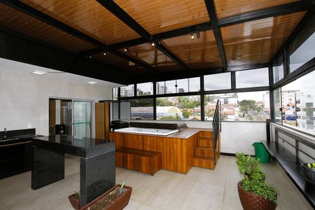 Apartamento à venda com 164m², 3 quartos e 2 vagasCobertura