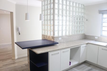 Casa à venda com 250m², 4 quartos e 4 vagasCozinha