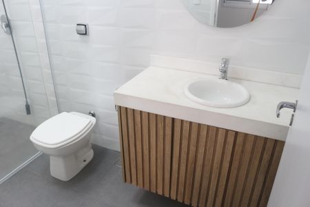 Casa à venda com 250m², 4 quartos e 4 vagasBanheiro da Suíte 3