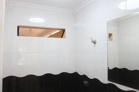 Casa à venda com 250m², 4 quartos e 4 vagasLavabo