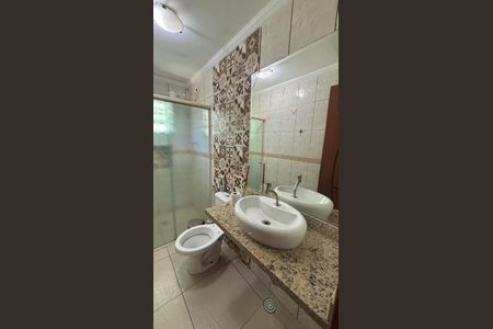 Apartamento à venda com 53m², 2 quartos e 1 vaga Apartamento à venda com 53m², 2 quartos e 1 vagaBanheiro