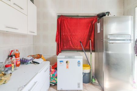 Casa à venda com 250m², 4 quartos e 6 vagas Casa à venda com 250m², 4 quartos e 6 vagasCozinha