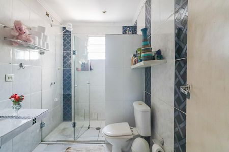 Casa à venda com 250m², 4 quartos e 6 vagas Casa à venda com 250m², 4 quartos e 6 vagasQuarto 3 - Suíte