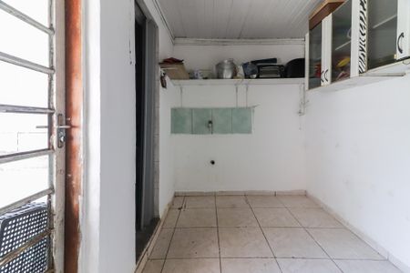 Casa à venda com 250m², 4 quartos e 6 vagas Casa à venda com 250m², 4 quartos e 6 vagasLavanderia