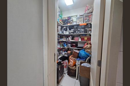 Apartamento à venda com 161m², 3 quartos e 3 vagasDespensa