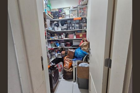 Apartamento à venda com 161m², 3 quartos e 3 vagasDespensa