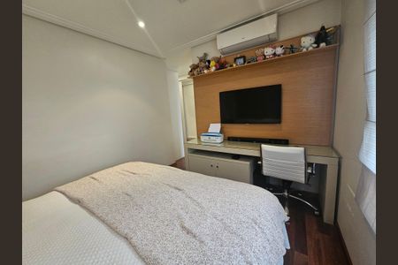 Apartamento à venda com 161m², 3 quartos e 3 vagasSuíte 2