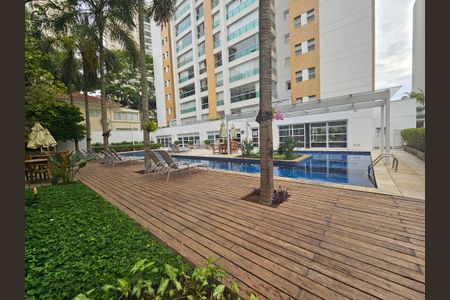 Apartamento à venda com 161m², 3 quartos e 3 vagasÁrea comum - Piscina