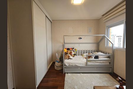 Apartamento à venda com 161m², 3 quartos e 3 vagasSuíte 1