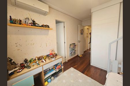 Apartamento à venda com 161m², 3 quartos e 3 vagasSuíte 1