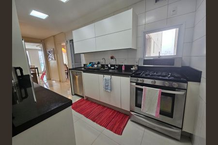 Apartamento à venda com 161m², 3 quartos e 3 vagasCozinha