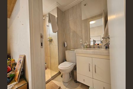 Apartamento à venda com 161m², 3 quartos e 3 vagasBanheiro da Suíte 1