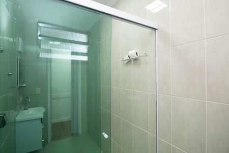 Apartamento à venda com 70m², 2 quartos e 1 vaga Apartamento à venda com 70m², 2 quartos e 1 vagaBanheiro