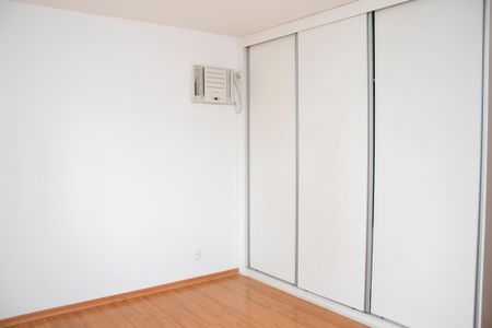 Suíte de apartamento para alugar com 3 quartos, 138m² em Funcionários, Belo Horizonte
