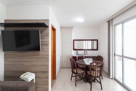 Apartamento à venda com 150m², 3 quartos e 2 vagas Apartamento à venda com 150m², 3 quartos e 2 vagasSala 2