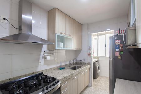 Apartamento à venda com 150m², 3 quartos e 2 vagas Apartamento à venda com 150m², 3 quartos e 2 vagasCozinha