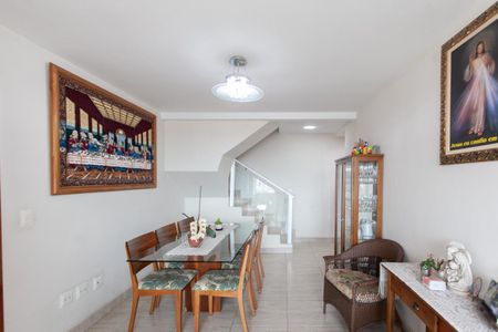 Apartamento à venda com 150m², 3 quartos e 2 vagas Apartamento à venda com 150m², 3 quartos e 2 vagasSala 1