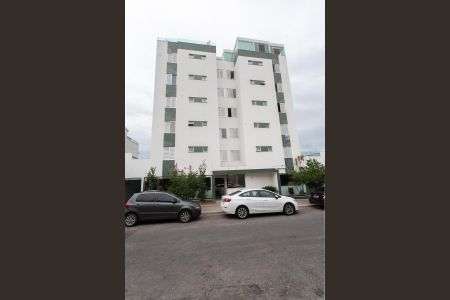 Apartamento à venda com 150m², 3 quartos e 2 vagas Apartamento à venda com 150m², 3 quartos e 2 vagasFachada