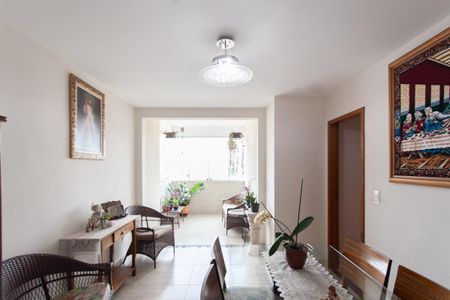 Sala 1 de apartamento à venda com 3 quartos, 150m² em Planalto, Belo Horizonte
