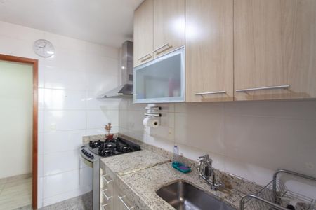Apartamento à venda com 150m², 3 quartos e 2 vagas Apartamento à venda com 150m², 3 quartos e 2 vagasCozinha