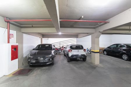 Apartamento à venda com 150m², 3 quartos e 2 vagas Apartamento à venda com 150m², 3 quartos e 2 vagasGaragem