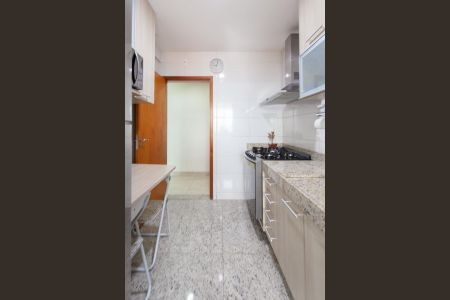 Apartamento à venda com 150m², 3 quartos e 2 vagas Apartamento à venda com 150m², 3 quartos e 2 vagasCozinha