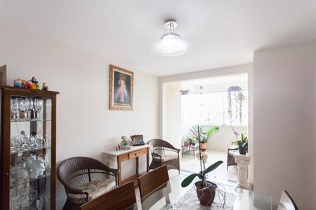 Apartamento à venda com 150m², 3 quartos e 2 vagas Apartamento à venda com 150m², 3 quartos e 2 vagasSala 1