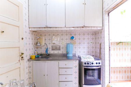 Apartamento à venda com 56m², 2 quartos e sem vagaCozinha