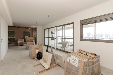 Sala de apartamento à venda com 3 quartos, 138m² em Santo Amaro, São Paulo