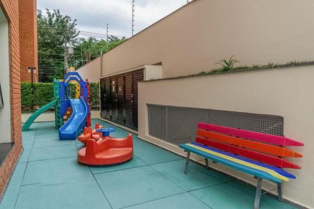 Apartamento à venda com 62m², 2 quartos e 1 vaga Apartamento à venda com 62m², 2 quartos e 1 vagaÁrea comum - Playground