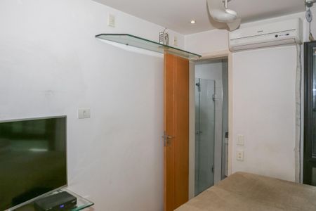 Apartamento à venda com 62m², 2 quartos e 1 vaga Apartamento à venda com 62m², 2 quartos e 1 vagaSuíte