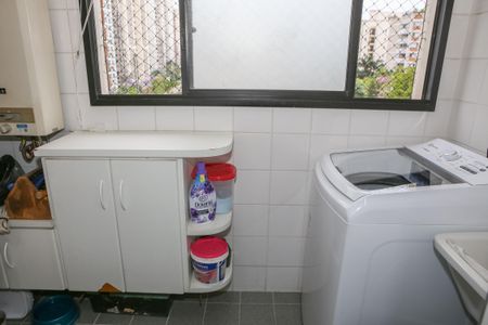 Apartamento à venda com 62m², 2 quartos e 1 vaga Apartamento à venda com 62m², 2 quartos e 1 vagaCozinha e Área de Serviço