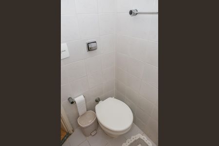 Apartamento à venda com 62m², 2 quartos e 1 vaga Apartamento à venda com 62m², 2 quartos e 1 vagaBanheiro Social